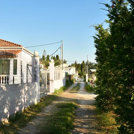 50 Steps From The Sea Holiday home